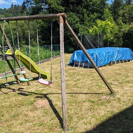 Logement A Brive Proche Centre-Ville Et Campagne - Climatisation, Wifi, Coin Exterieur Et Parking Prives エクステリア 写真