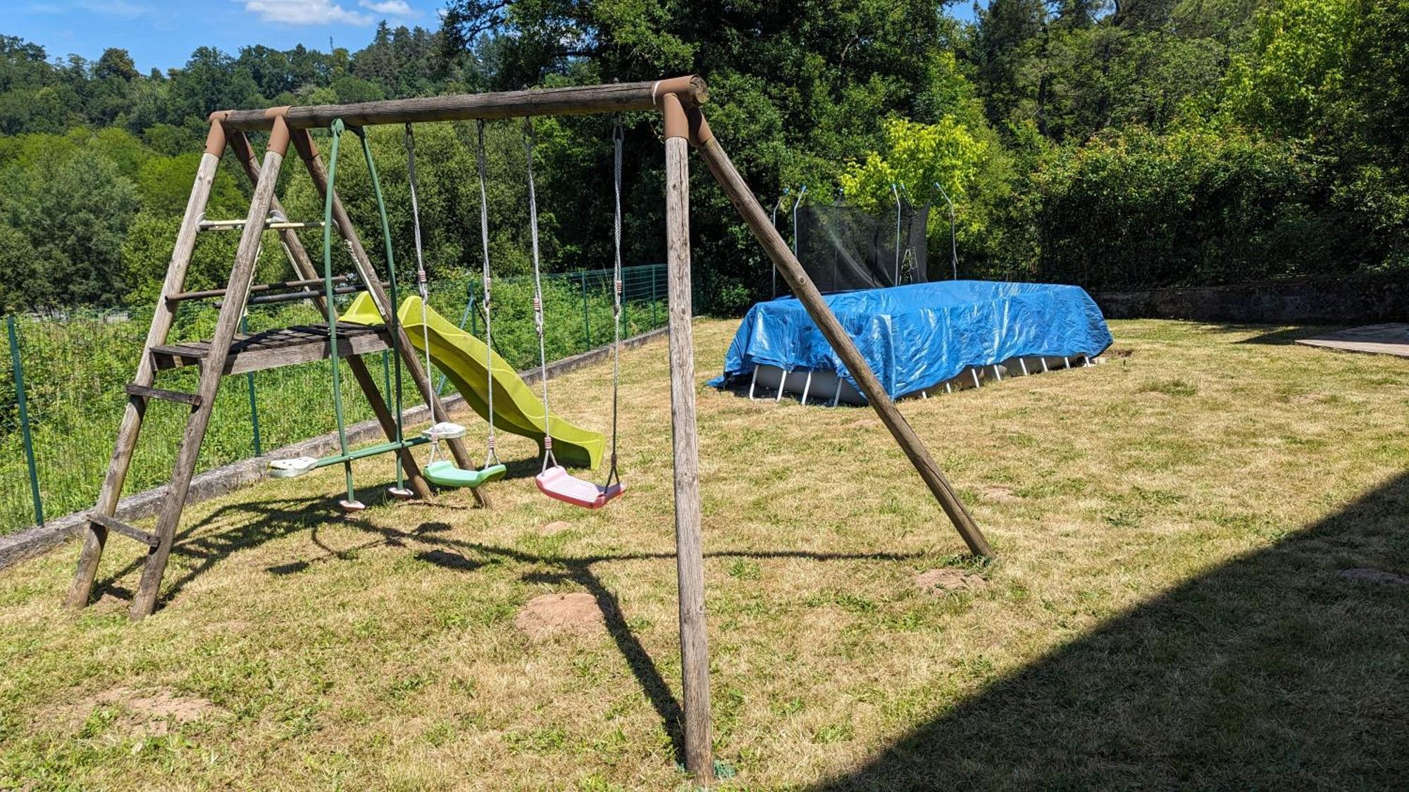 Logement A Brive Proche Centre-Ville Et Campagne - Climatisation, Wifi, Coin Exterieur Et Parking Prives エクステリア 写真